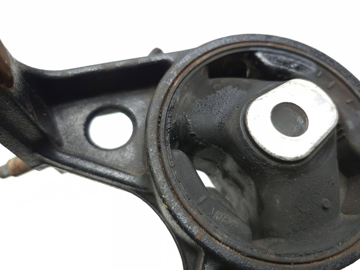 2007 Toyota Rav4 Rear Engine Mount Bracket OEM
