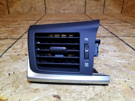 11 12 13 14 15 Lexus CT200h Front Left Driver Side Dash Air Vent OEM