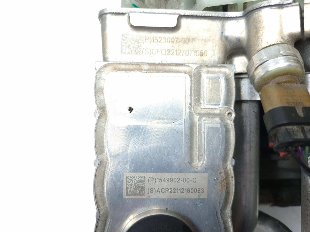 2022 Tesla Model 3 Y Thermal Supermanifold Octovalve Pump Assy OEM