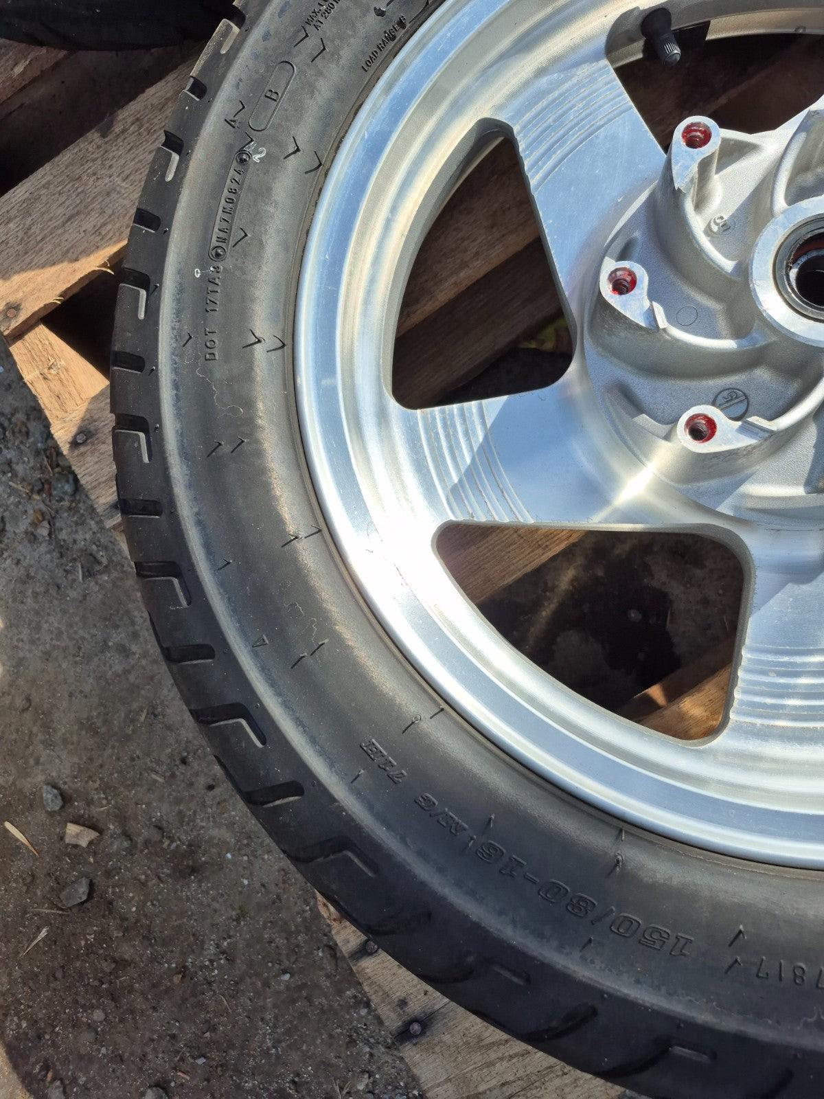 2001 Kawasaki Vulcan 1500 Vn1500 Wheel Rim & Tire Front & Rear *straight* OEM