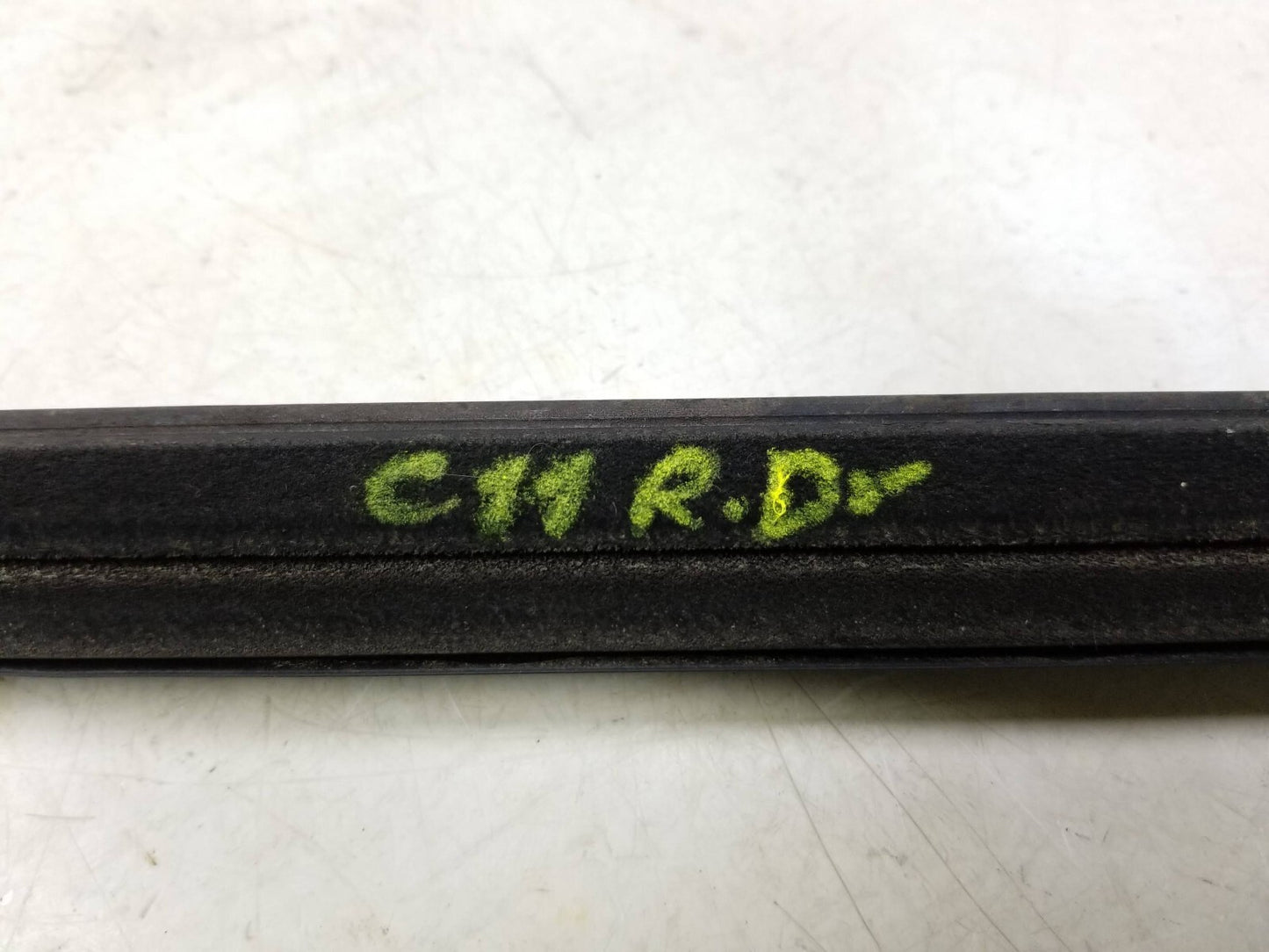 2008 - 2015 Nissan Rogue Rear Door Window Belt Seal Driver Side Left 2pcs OEM