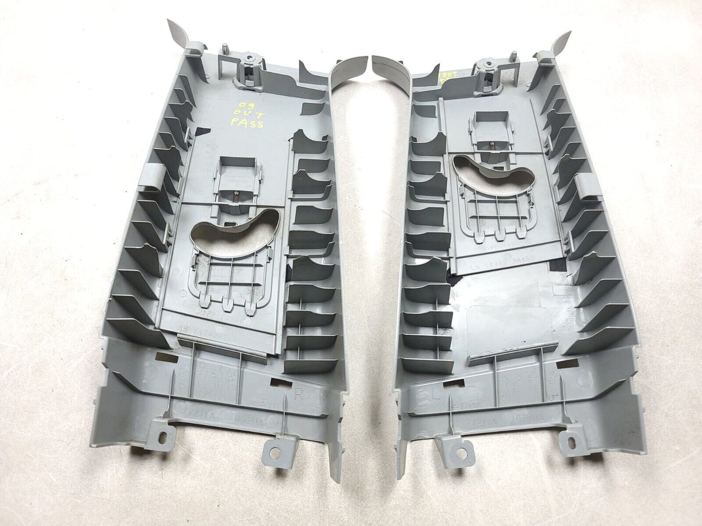 2007-2013 Mitsubishi Outlander Center B Pillar Trim Cover Left & Right OEM