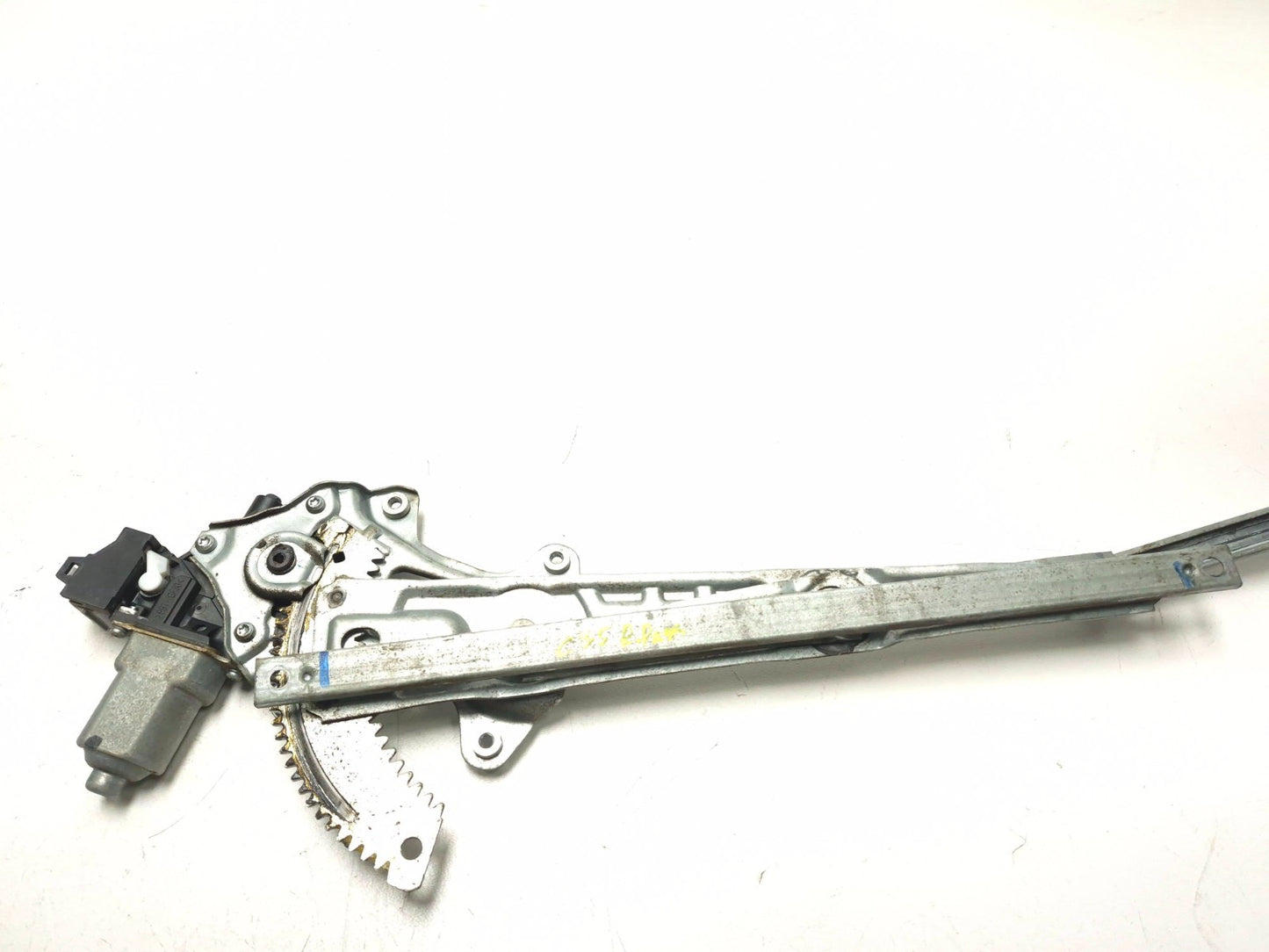 2018 Nissan Altima Rear Door Window Regulator & Motor Passenger Side Right OEM