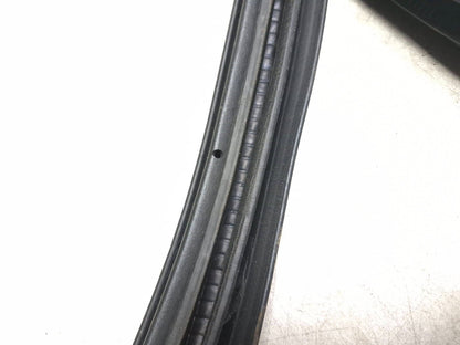 2008 Lincoln Navigator Front Door Weatherstrip Seal Passenger Side Rh 3pcs OEM
