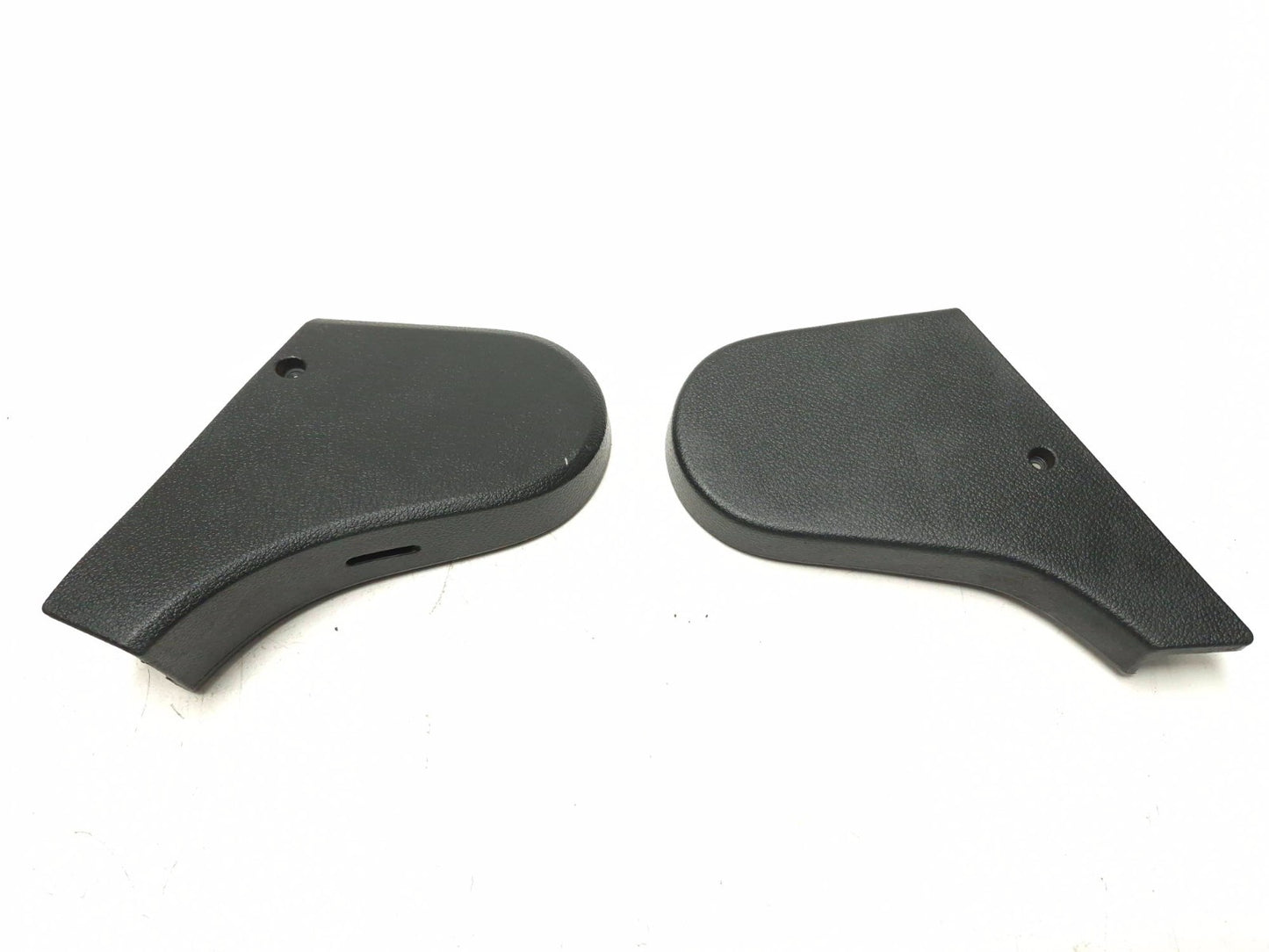 2011 Volkswagen Tiguan Rear Seat Side Cap Trim Passenger Side Right OEM