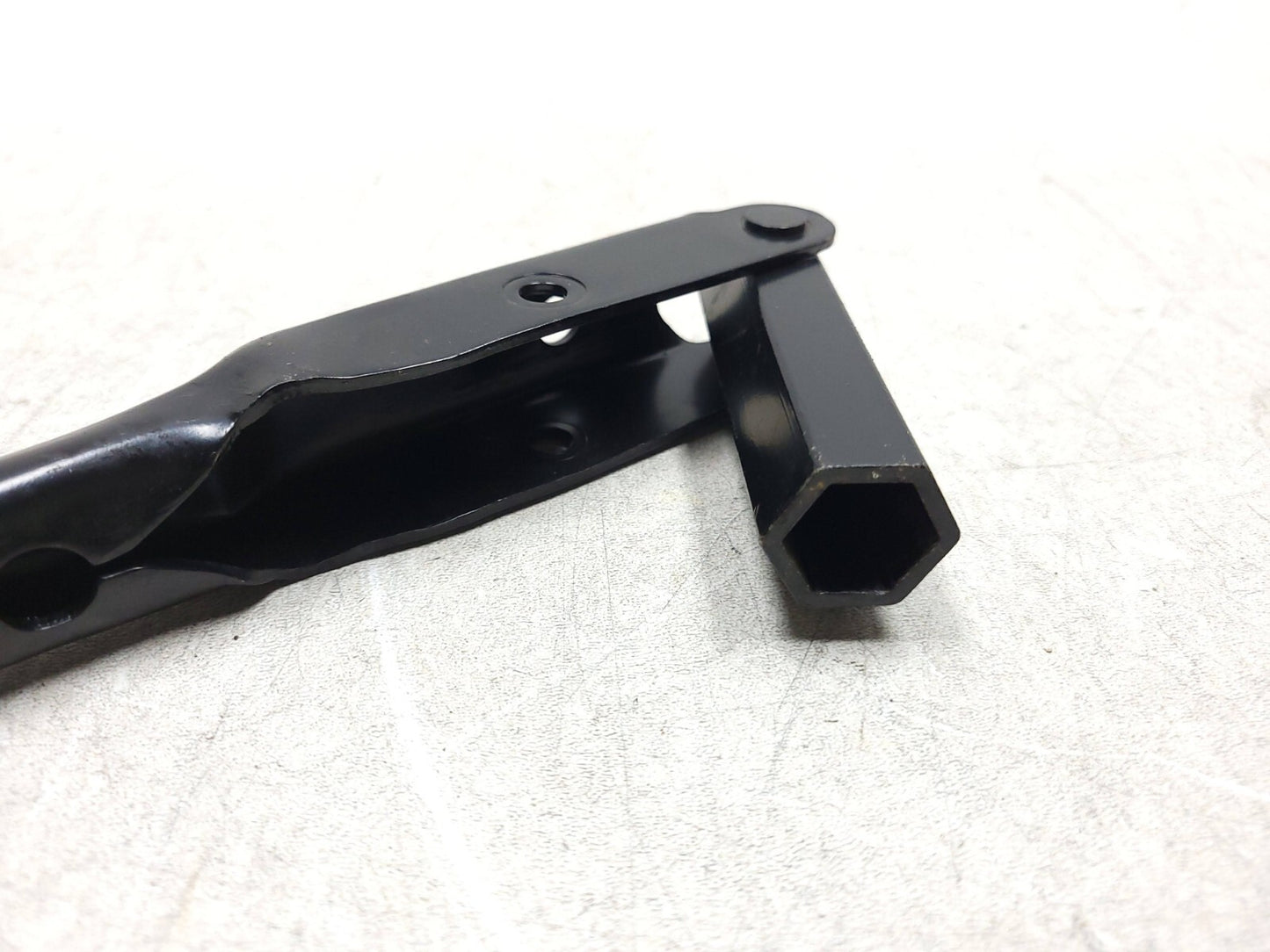 09-12 Lincoln MKS Wheel Lug Nut Wrench 8a83-17035-aa OEM ✅