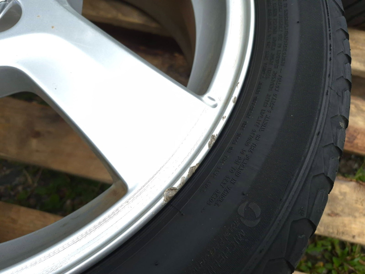 2013 Volvo S60 Wheel Rim W/tire Michelin 215/50/r17 17x7j 5.5/32 2 Pcs OEM