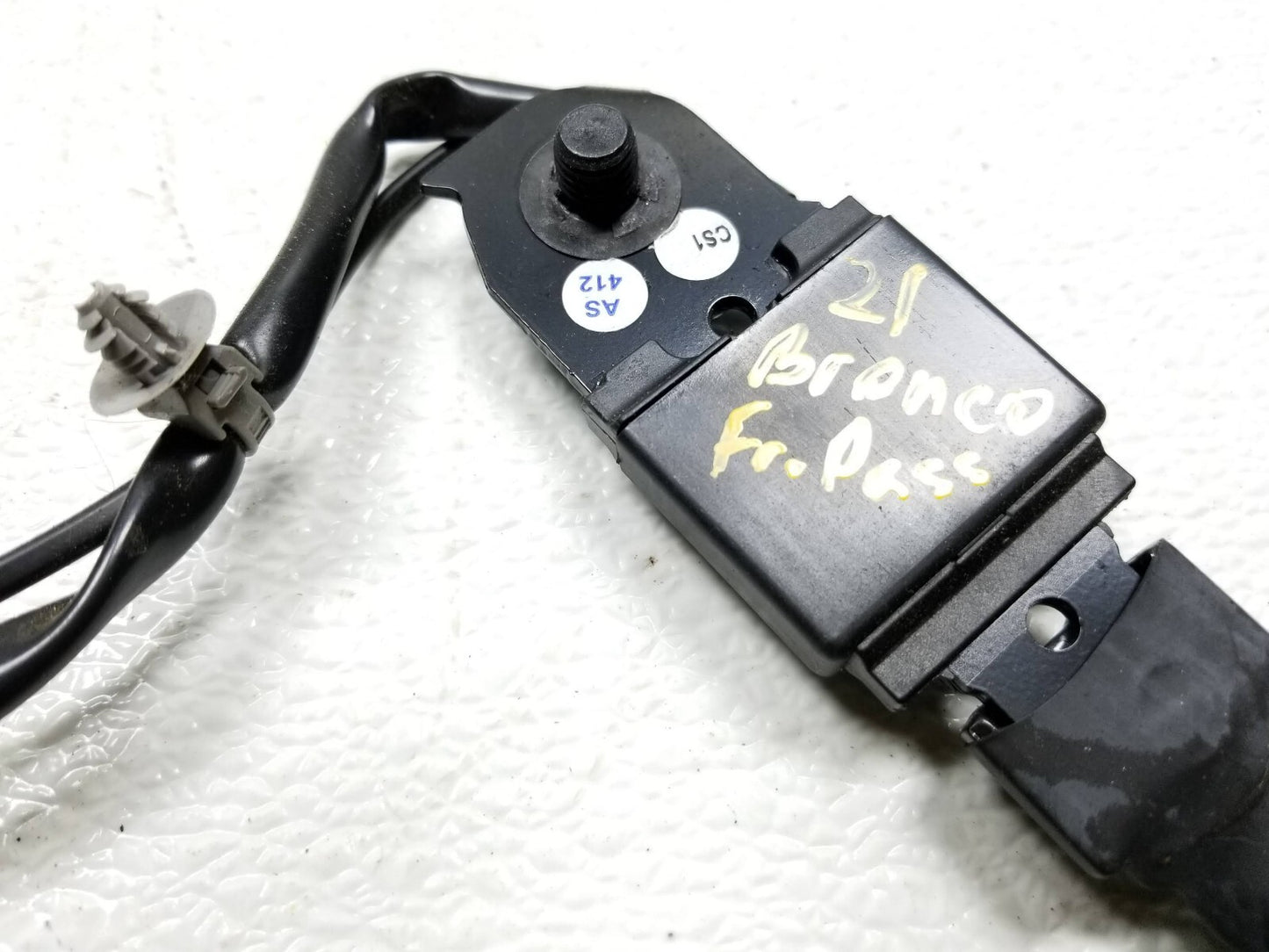 2021 Ford Bronco Front Passenger Seat Belt Buckle Latch OEM