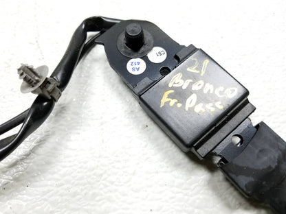 2021 Ford Bronco Front Passenger Seat Belt Buckle Latch OEM