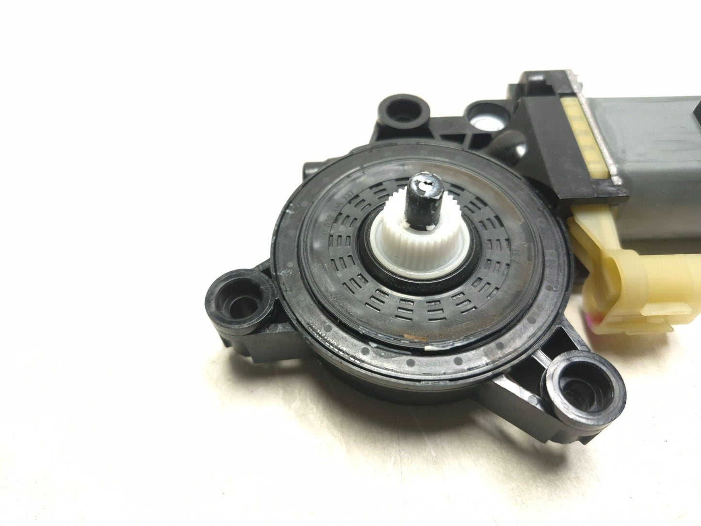 2018 Hyundai Sonata Rear Door Window Motor Passenger Side Right OEM