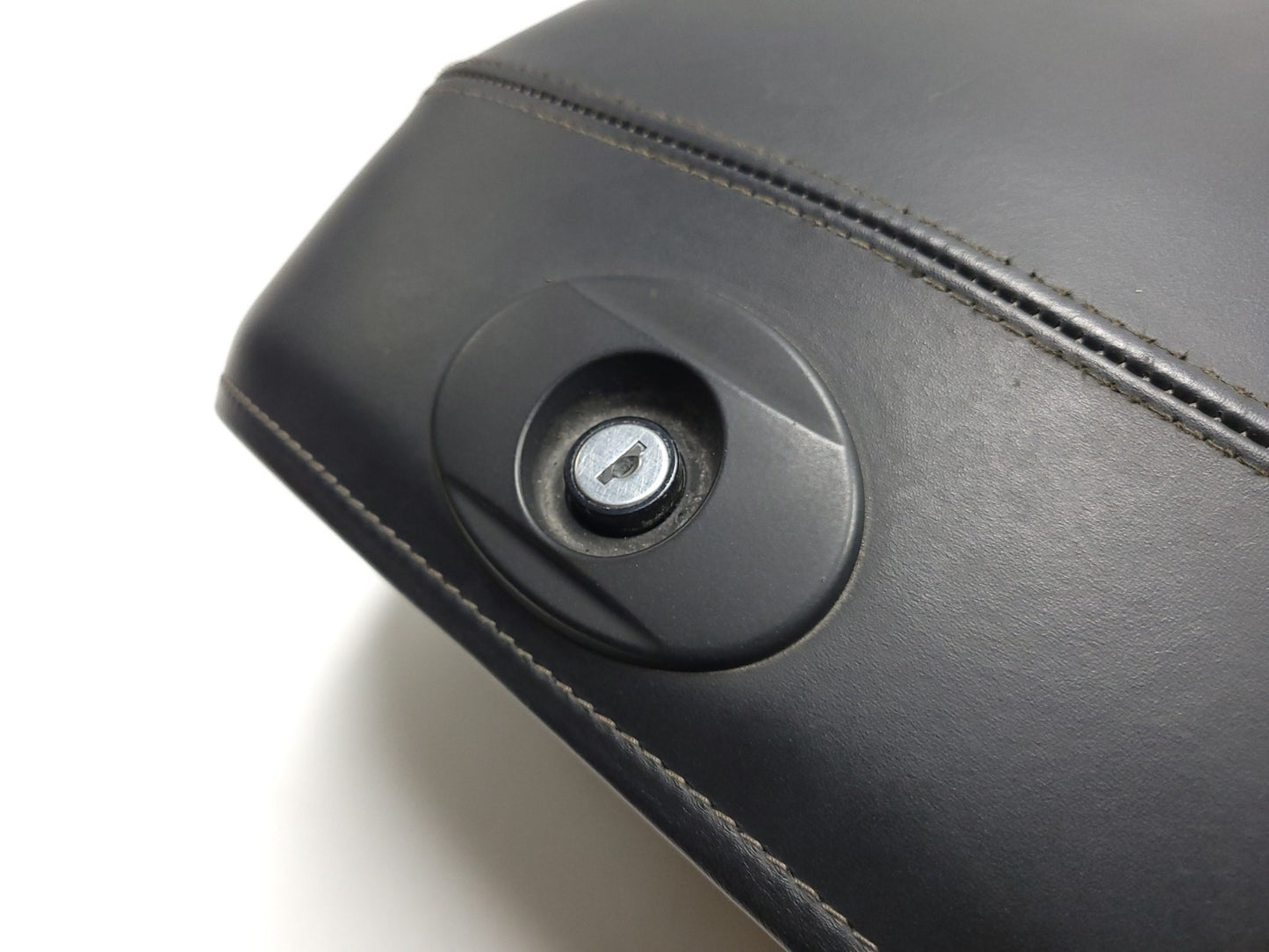 2007 Yamaha Xvs 1300 V-star Rear Left & Right Luggage Case OEM