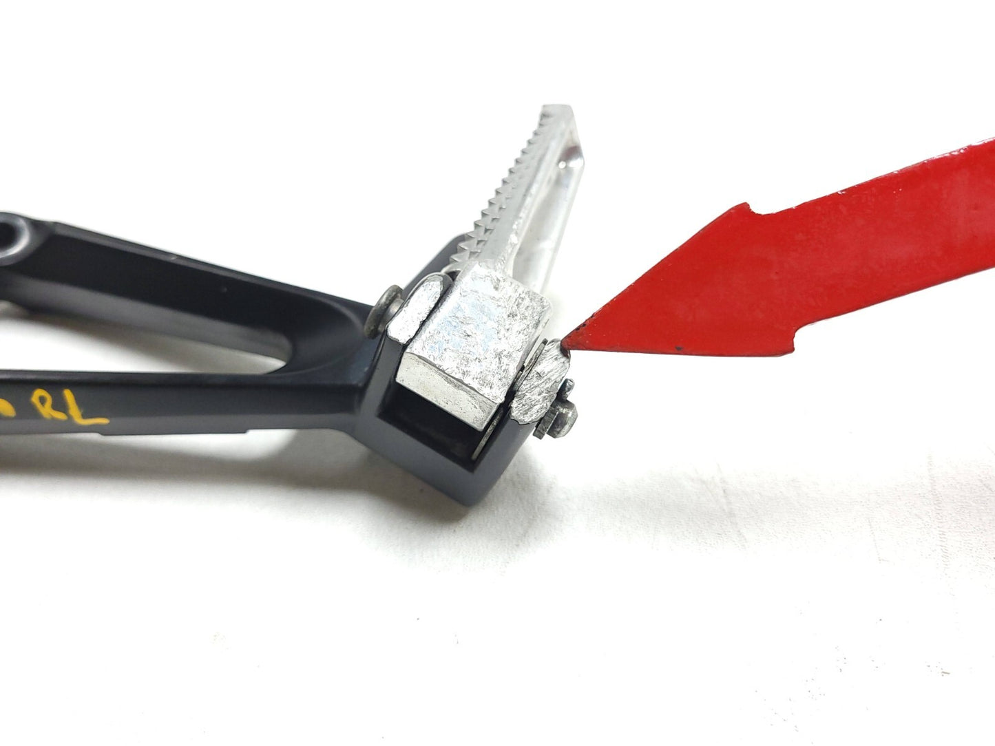 15 - 24 Yamaha Yzf-r3 Mt-03 Rear Left Foot Peg & Bracket OEM