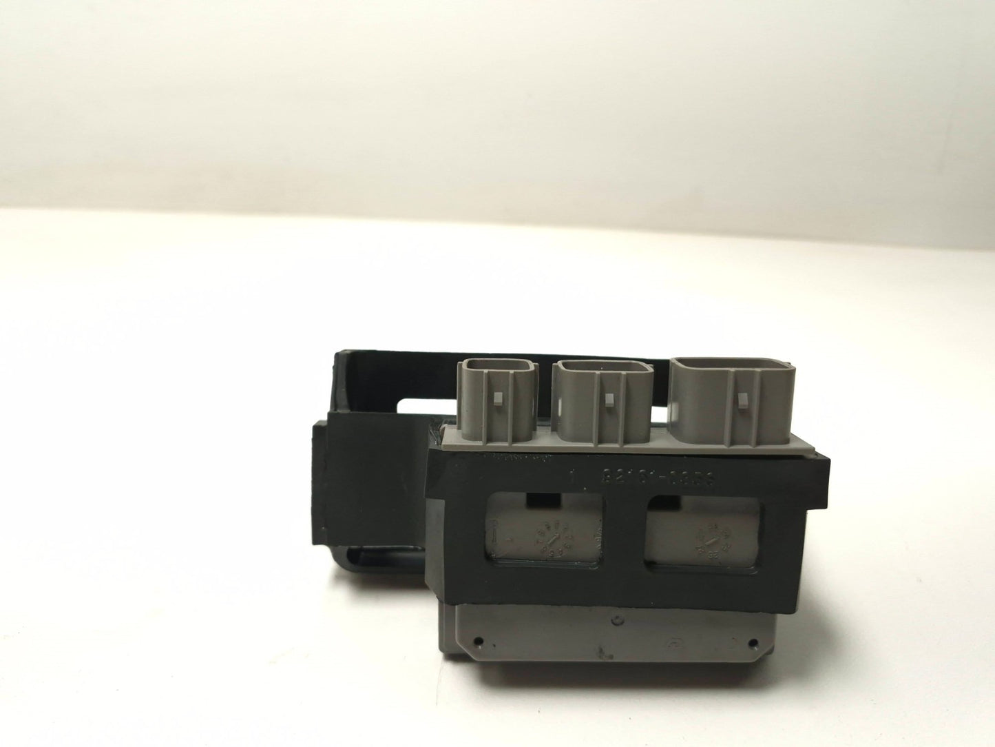 2025 Kawasaki Ninja Ex 500 Fuse Junction Relay Box OEM