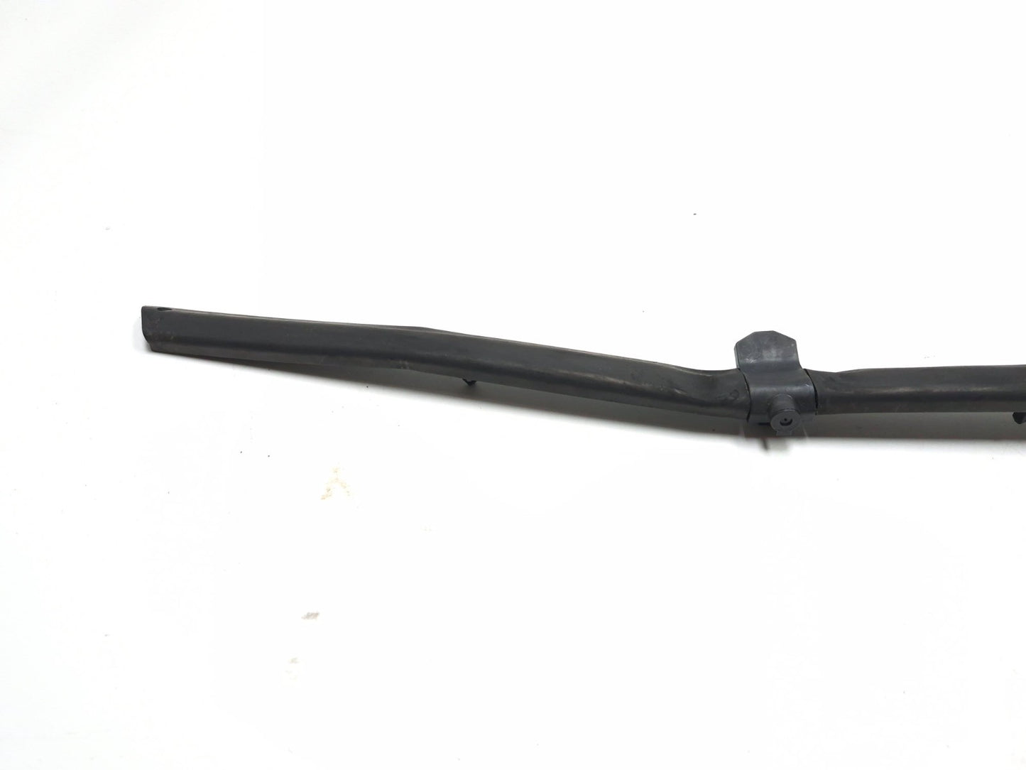 08-13 Infiniti G37 Sedan Windshield Wiper Nozzle Set OEM