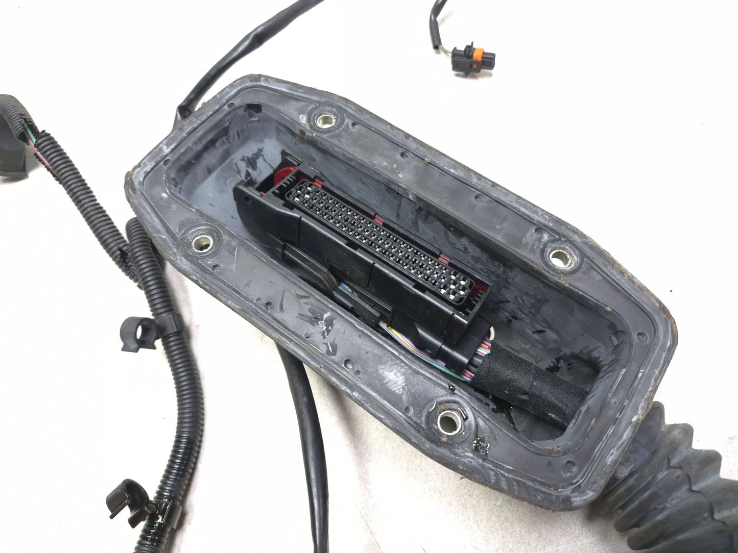 2007 Saab 9-5 Aero Engine Wiring Harness OEM