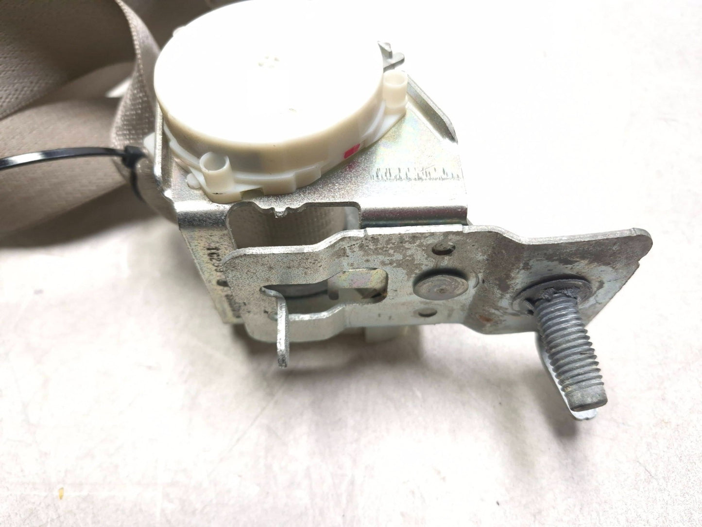 2008 Lincoln Navigator Rear 2nd Row Seat Belt Retractor Left & Right OEM