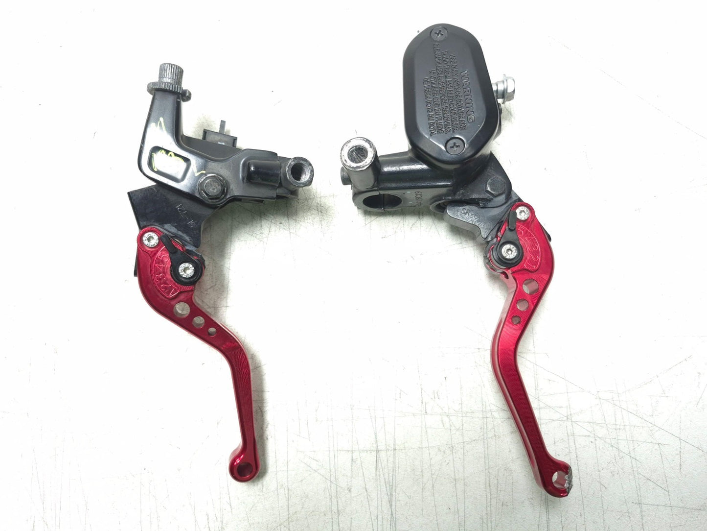 2019 Kawasaki Z400 Er400d Front Brake Master Cylinder & Clutch Lever Pair OEM