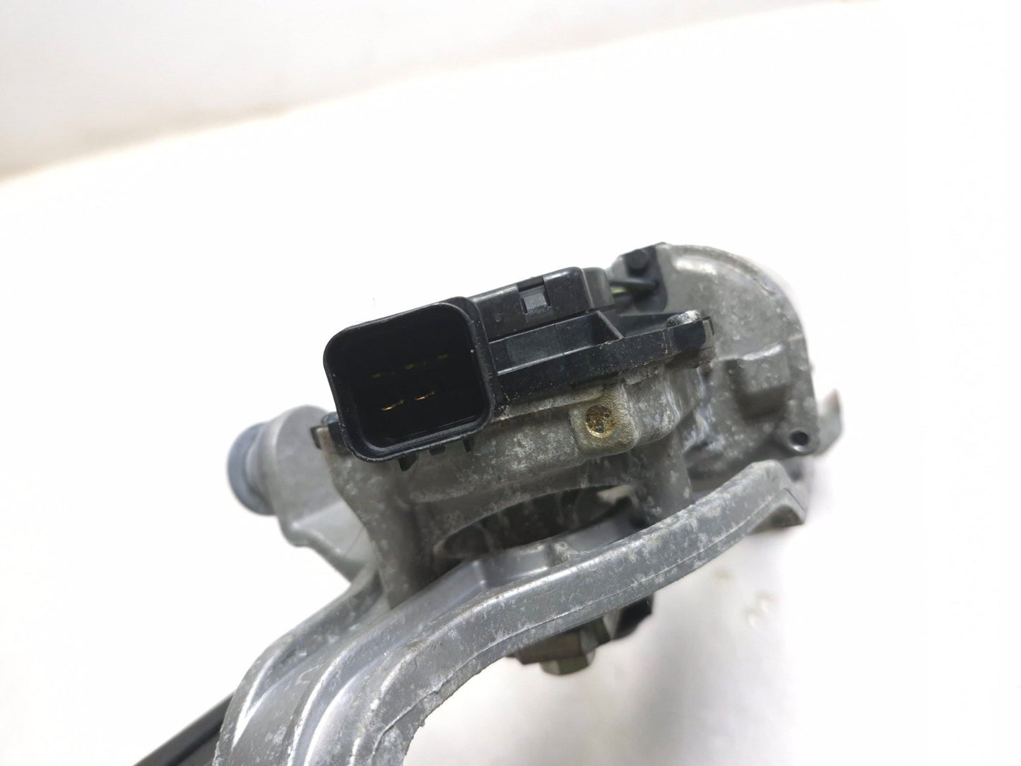 2019 Hyundai Kona Front Windshield Wiper Linkage W/ Motor OEM