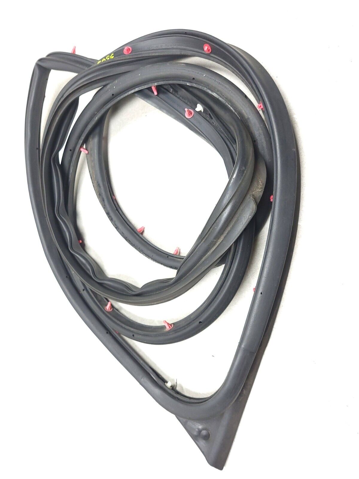 07-09 Mitsubishi Outlander Door Weatherstrip Seal Front Passenger Side 2pcs OEM