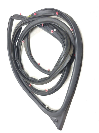07-09 Mitsubishi Outlander Door Weatherstrip Seal Front Passenger Side 2pcs OEM
