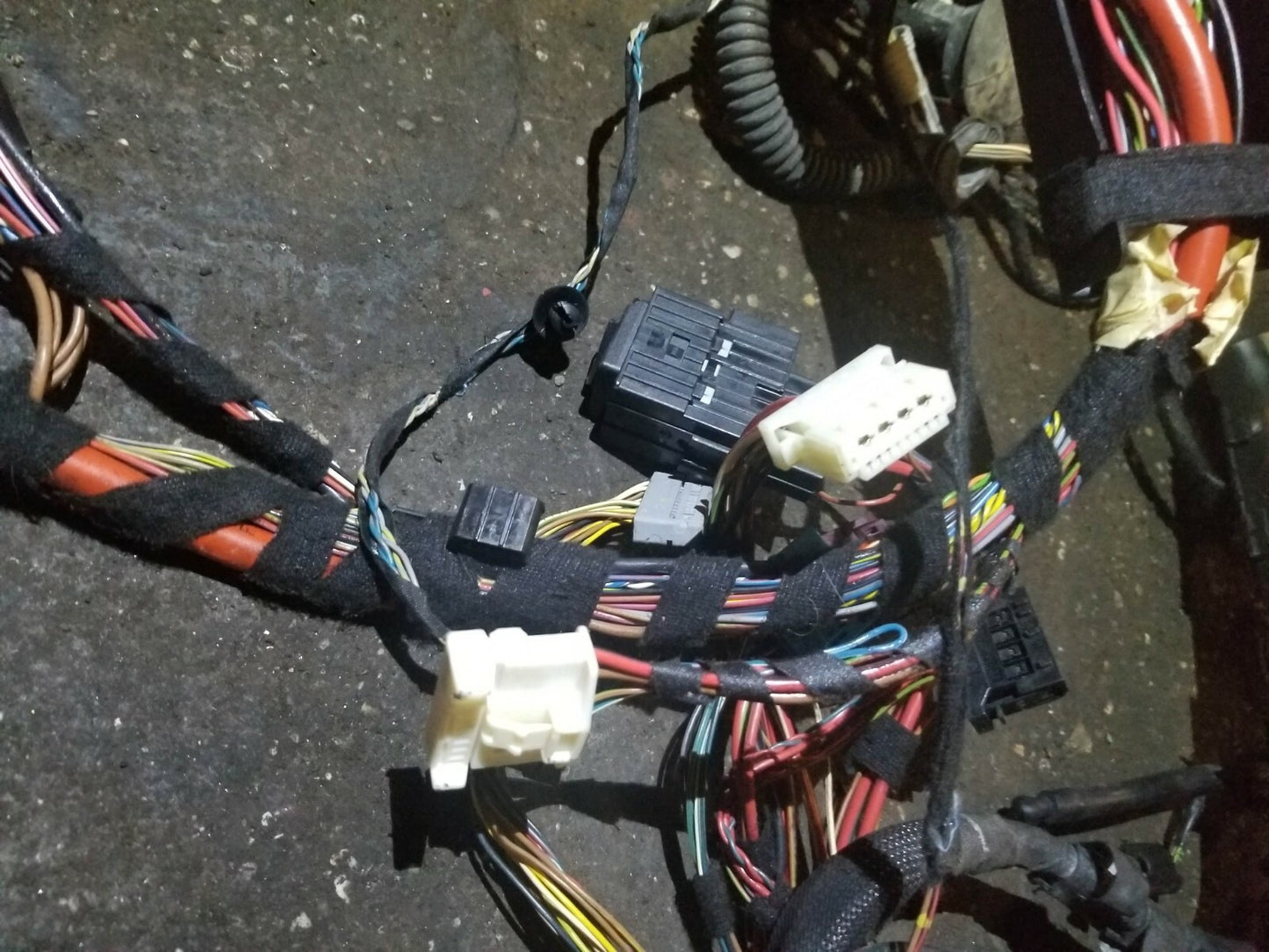 2011 BMW 128i E82 Dash Interior Main Fuse Box Wire Harness OEM