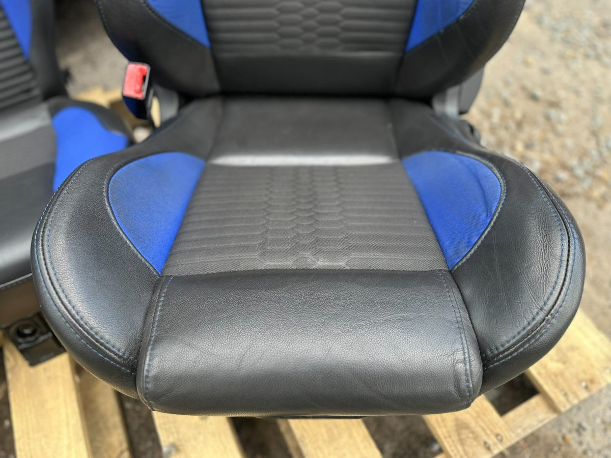 2013 Ford Focus St Seat Front & Rear Recaro OEM