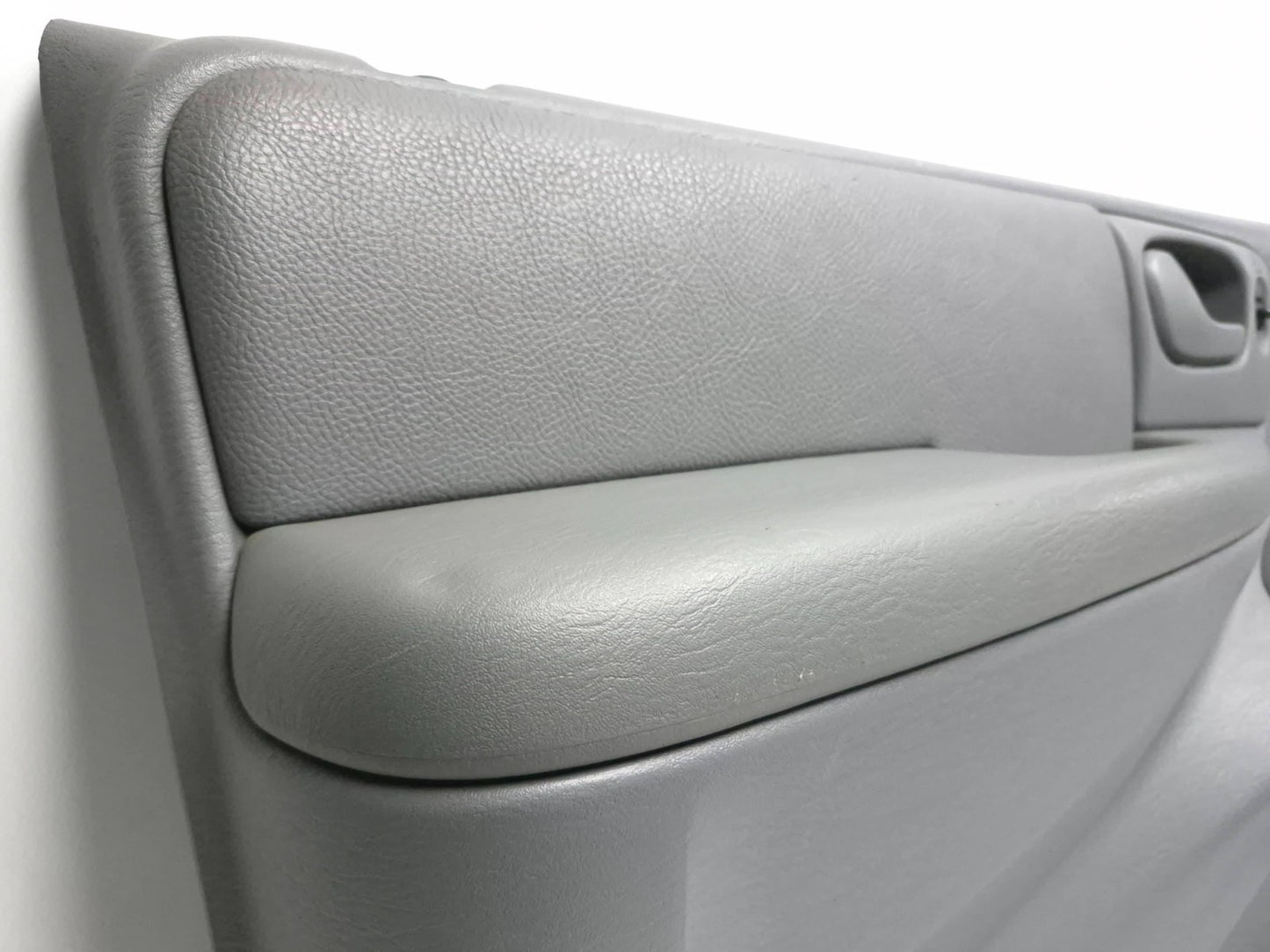 2005 Dodge Grand Caravan Door Panel Trim Front Left Driver Side Oem✅