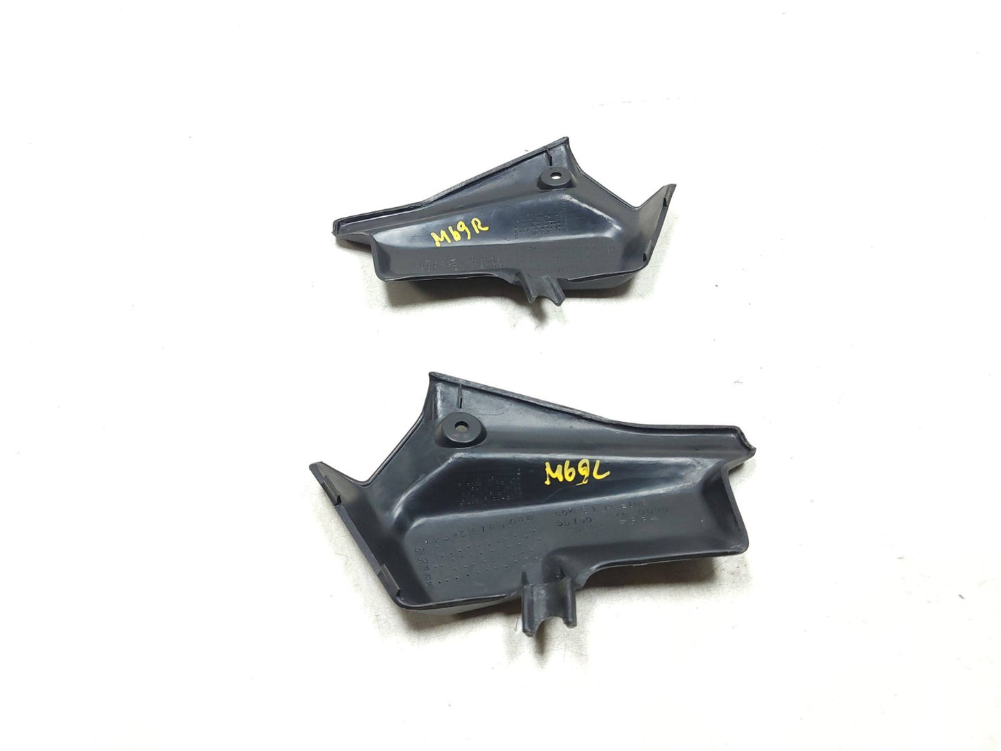 2002 Honda Magna Vf 750c Right & Left Frame Cover Pair OEM