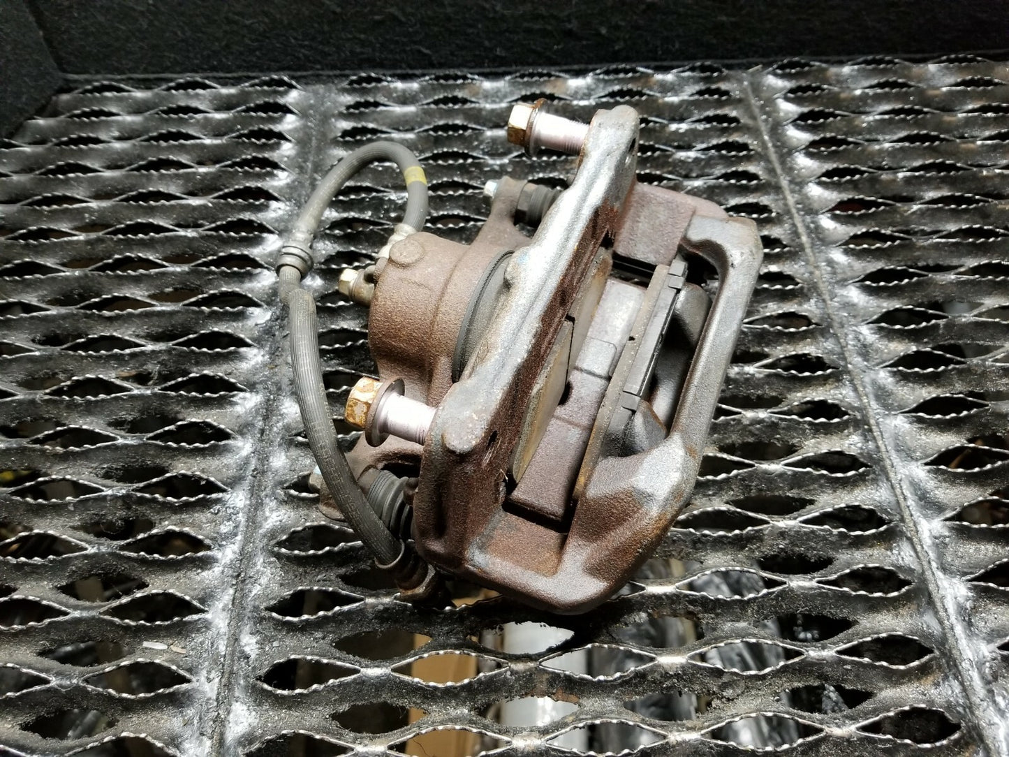 2014 Mazda 3 2.0l Front Brake Caliper Right Passenger Side OEM