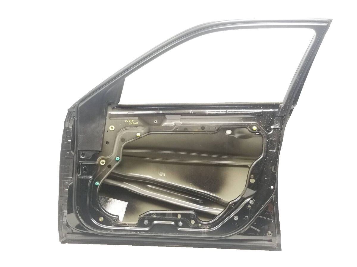 2015 Chrysler 300 Passenger Door Shell Code: Px8. Local Pick Up Only