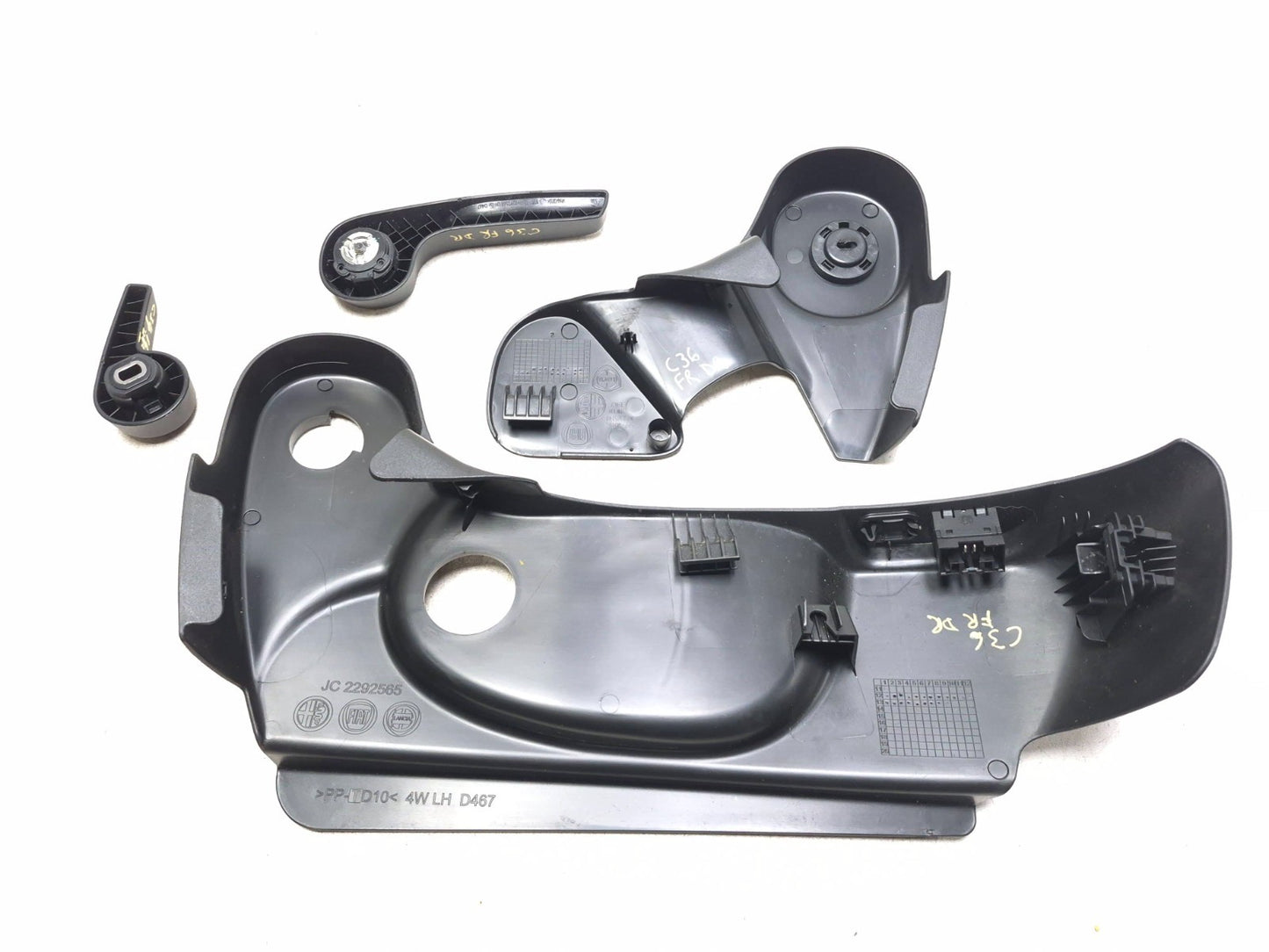2014 Fiat 500l Front Driver Seat Side Cover Trim W/ Knob OEM