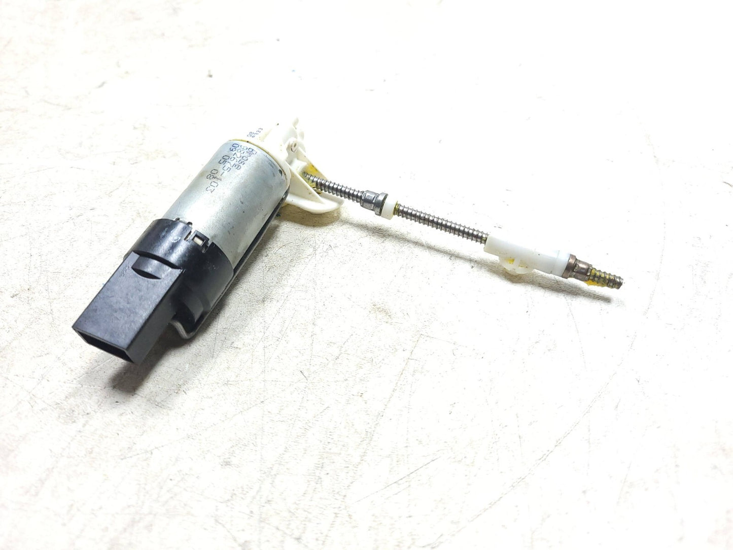 2009 Audi A4 S4 Front Seat Power Motor Driver Side Left 6pcs OEM