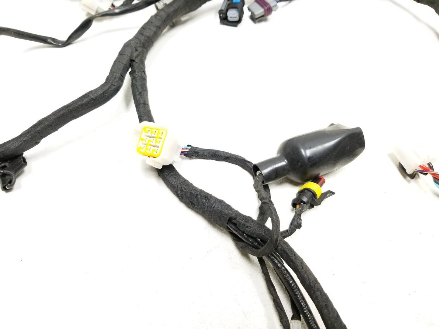 20 - 24 Benelli 302s Engine Main Wire Harness OEM 1609 Miles
