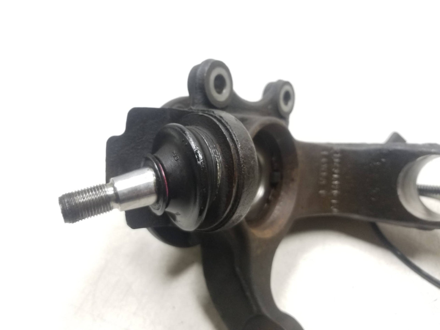 10- 13 Ford Transit Connect Wheel Spindle Knuckle Front Passenger Side Right OEM