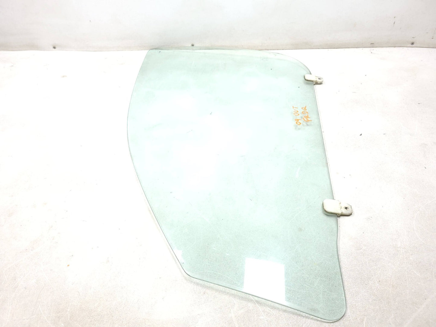 2009 Mitsubishi Outlander Front Door Window Glass Driver Side Left OEM