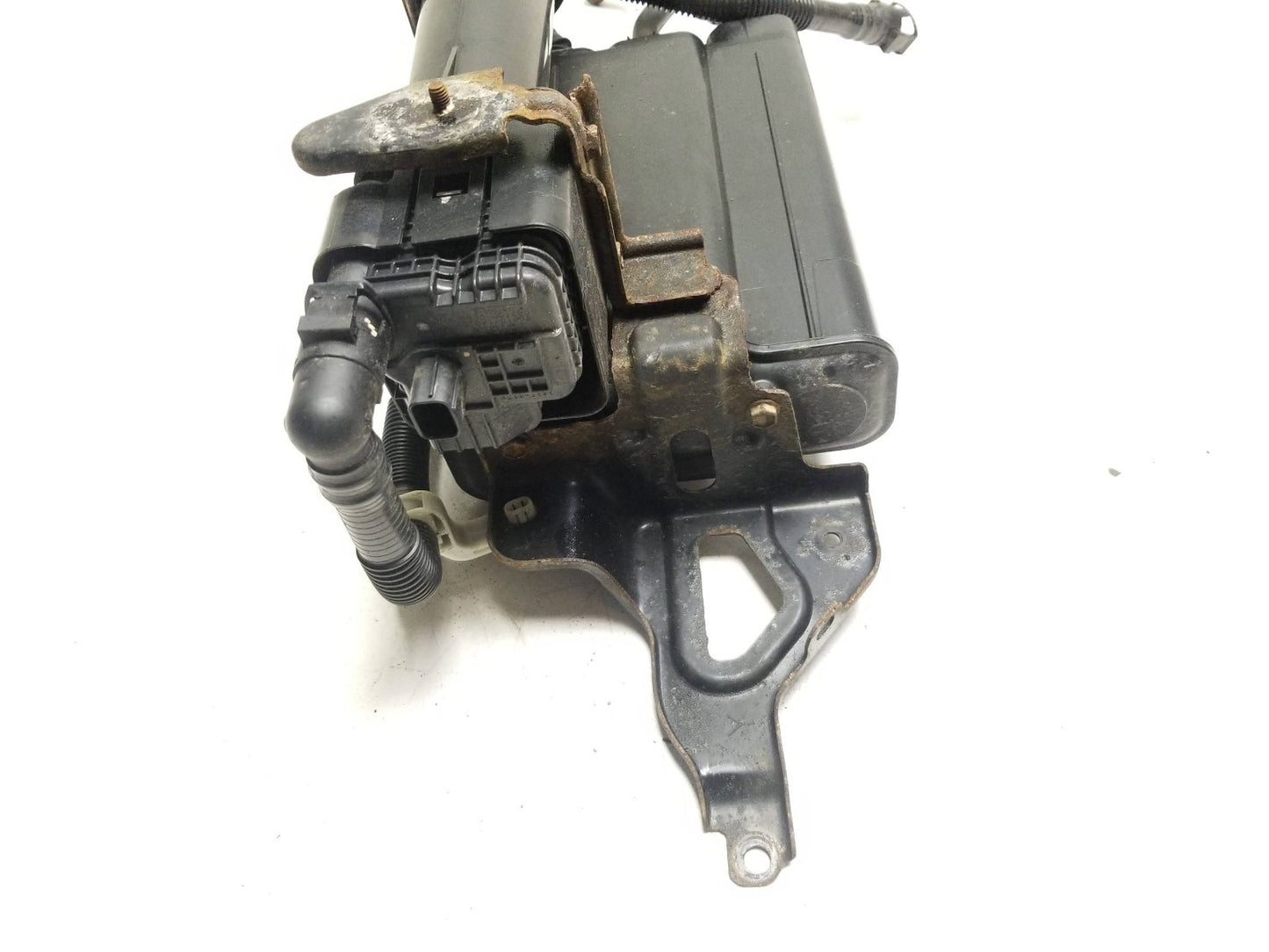 11-17 Lexus CT200h Fuel Vapor Canister 77740-76010 Oem✅