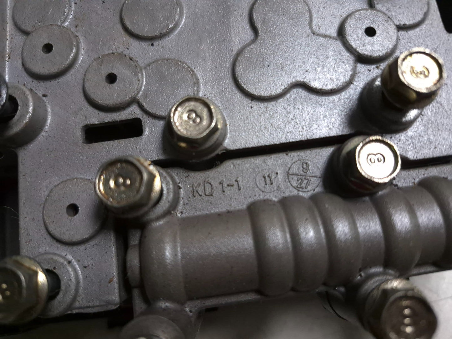 2013 Hyundai Genesis Rl26 Transmission Valve Body With Tcm 46305-4f100 OEM