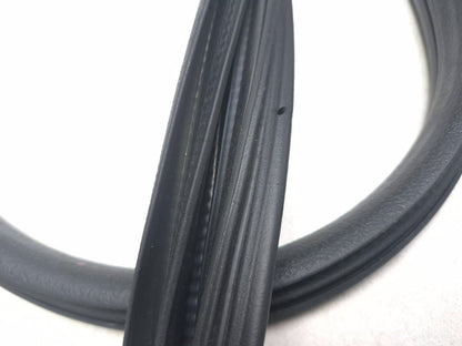 2008 Acura Tl Front Door Weatherstrip Seal Passenger Side Right Set OEM