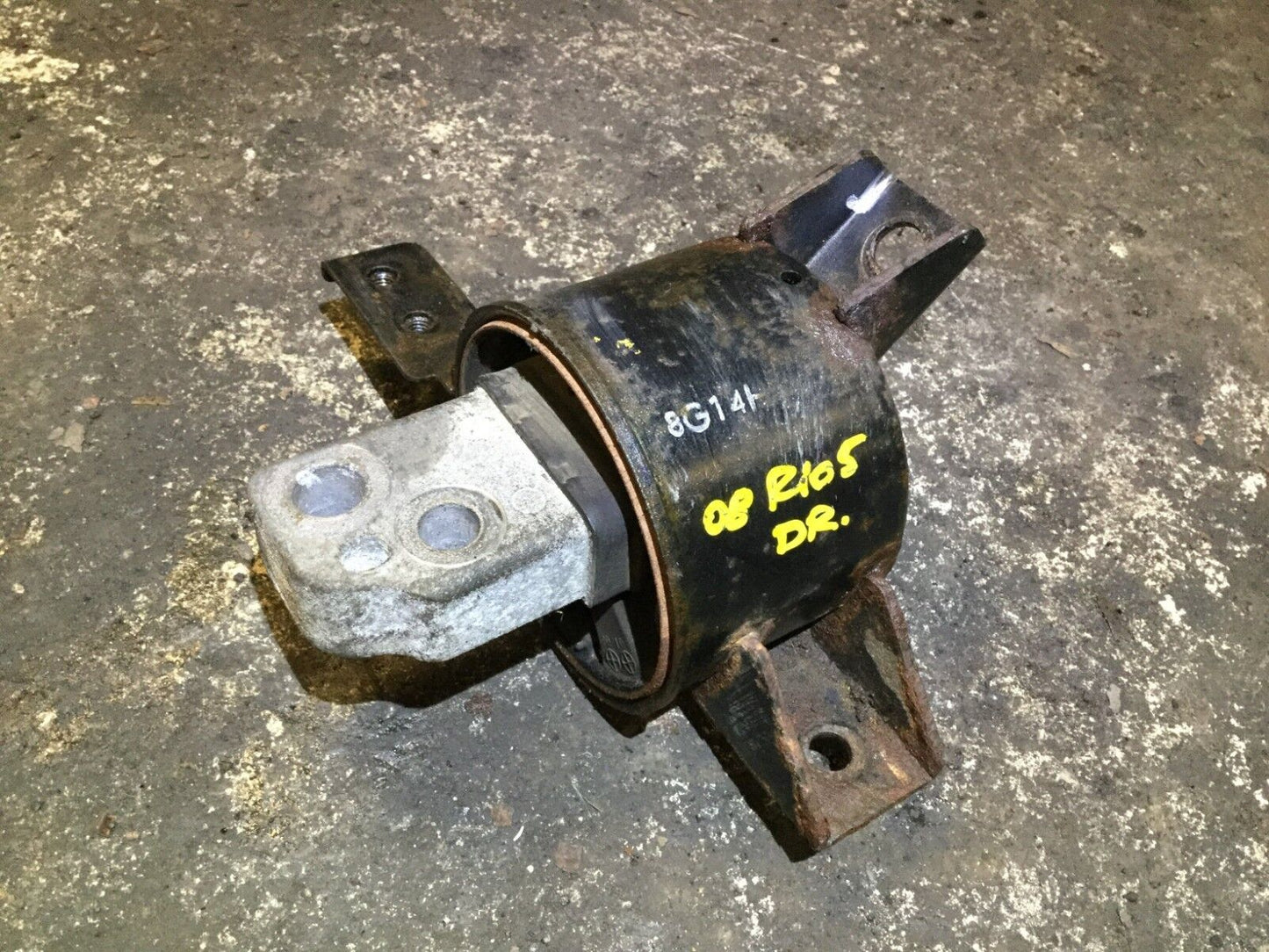 06 07 08 09 10 11 Kia Rio 1.6l Engine Mount OEM