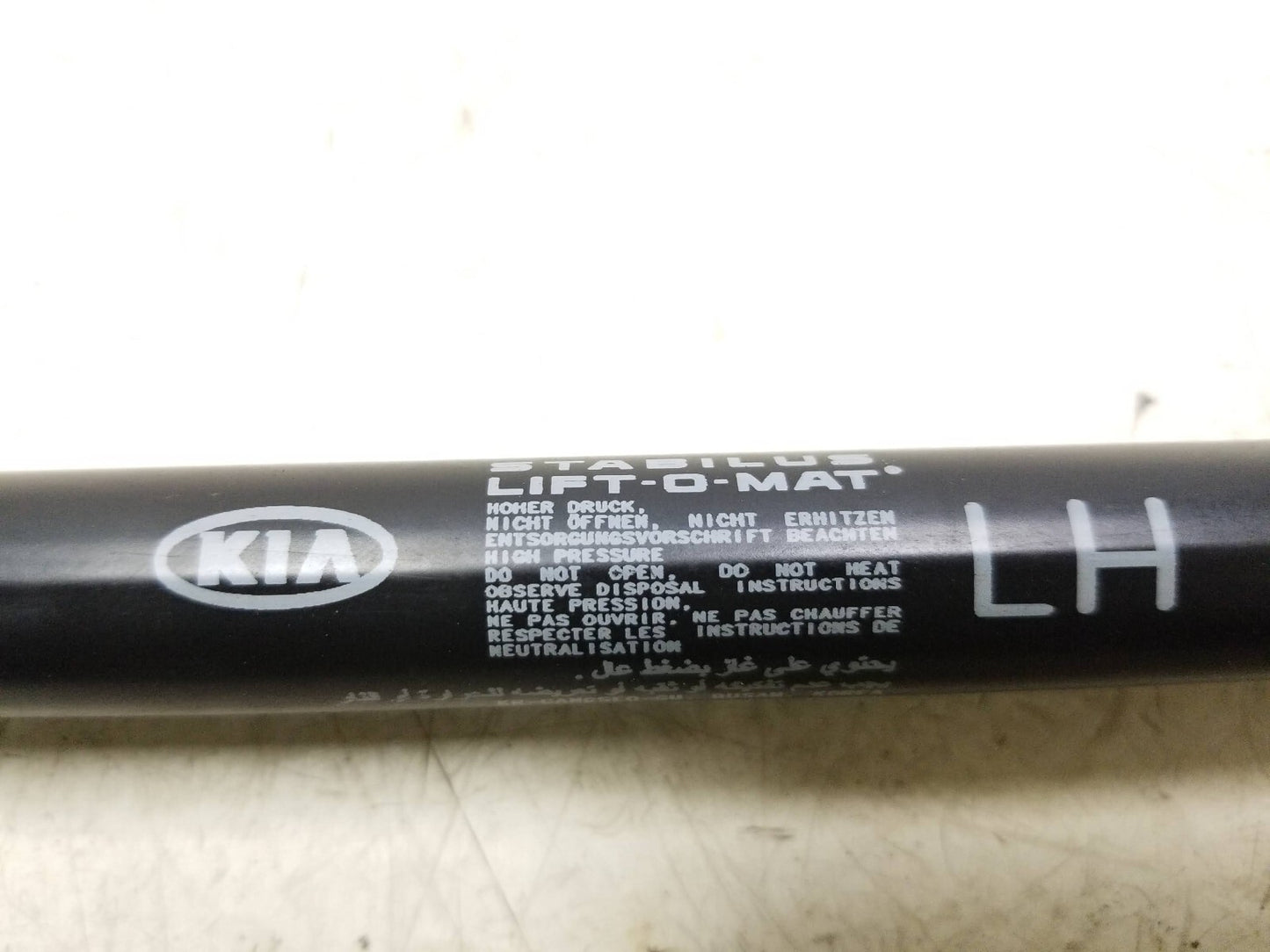 2011 - 2016 Kia Sportage Tailgate Lift Shock Support 2pcs OEM