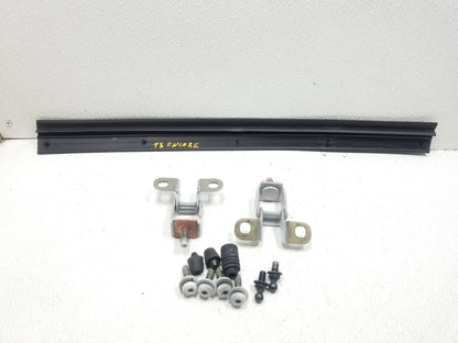 2018 Buick Encore Rear Liftgate Hinge 2pcs W/ Seal & Bolt 4pcs OEM