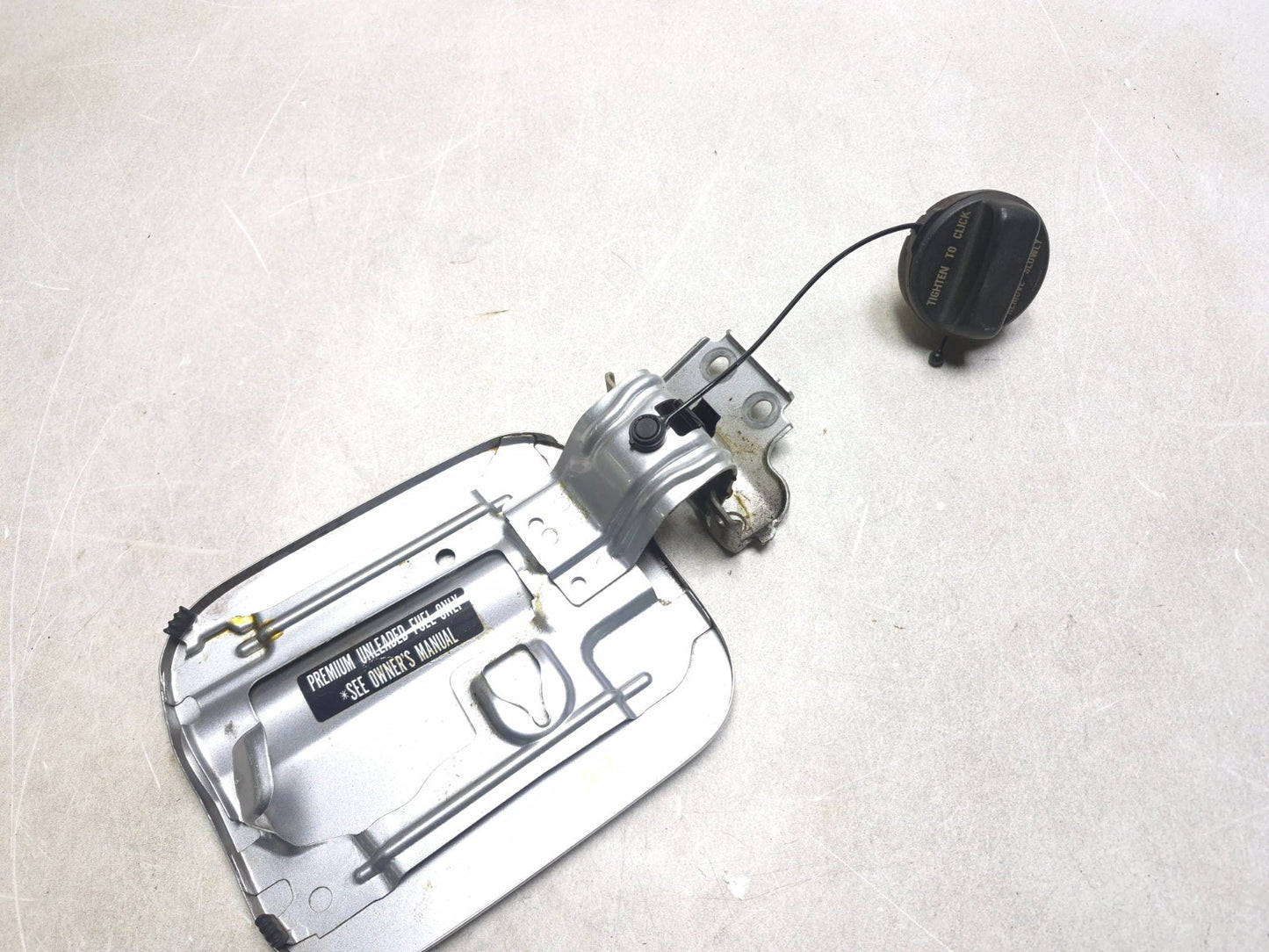 2007 Acura Tl Fuel Tank Door  & Cap OEM