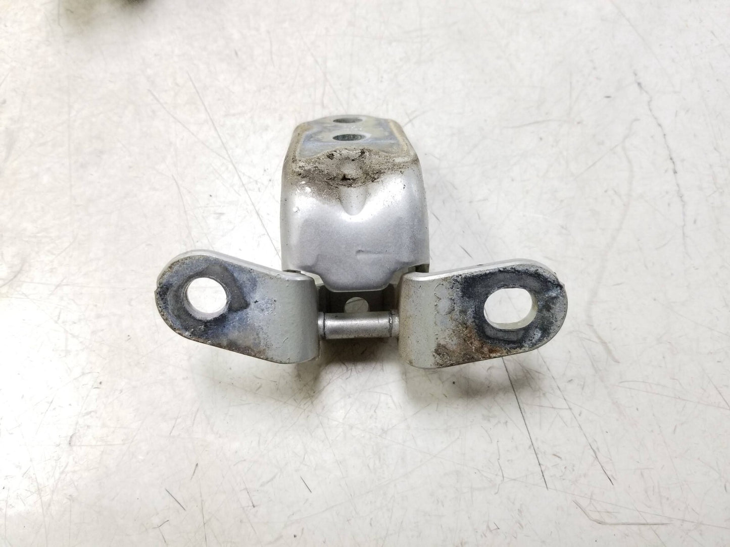 2011 - 2016 Kia Sportage Door Hinge Driver Side Left Front & Rear OEM