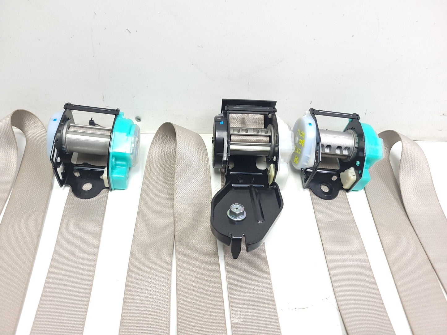 2009 Mazda Cx-7 2nd Row Seat Belt 3pcs OEM