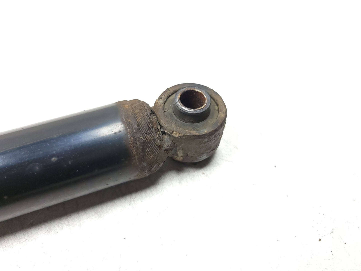 12-17 Hyundai Accent Shock Absorber Rear Passenger Right & Rear Driver Side Left