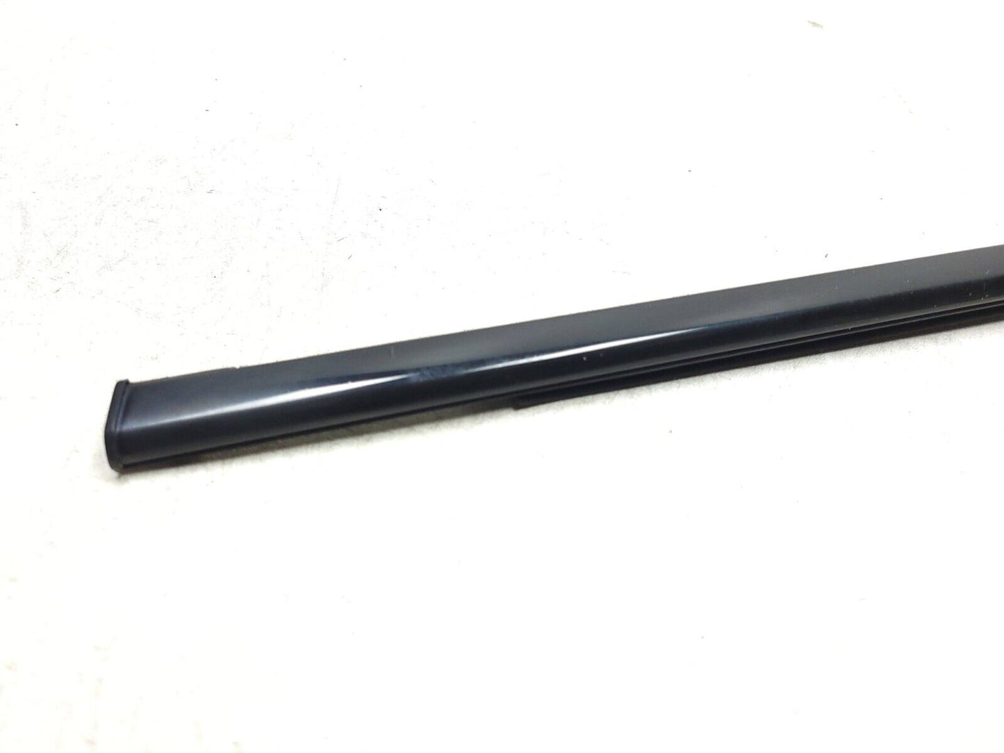 2007 - 2009 Acura Mdx Upper Door Glass Weatherstrip Front Driver Side Left OEM