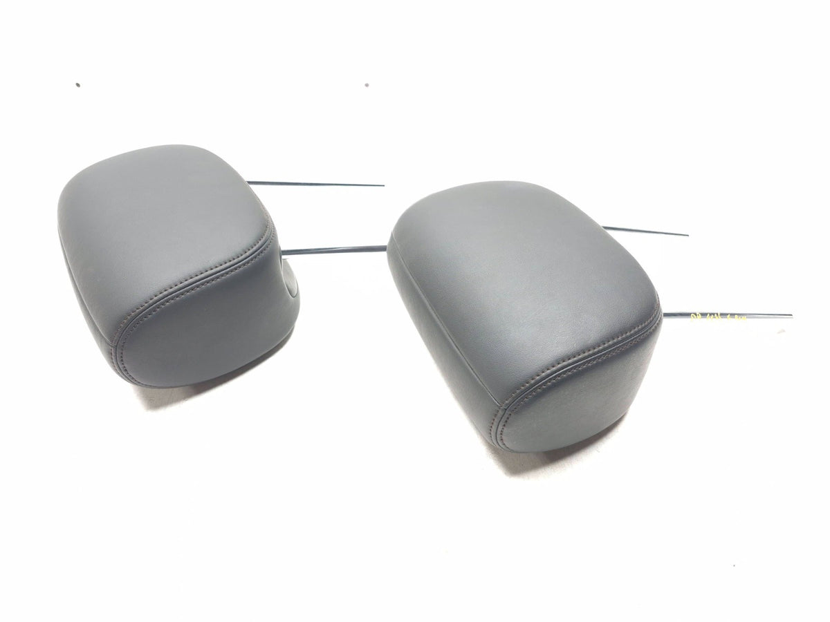 2009 Infiniti Fx35 Front Seat Headrest Left & Right OEM