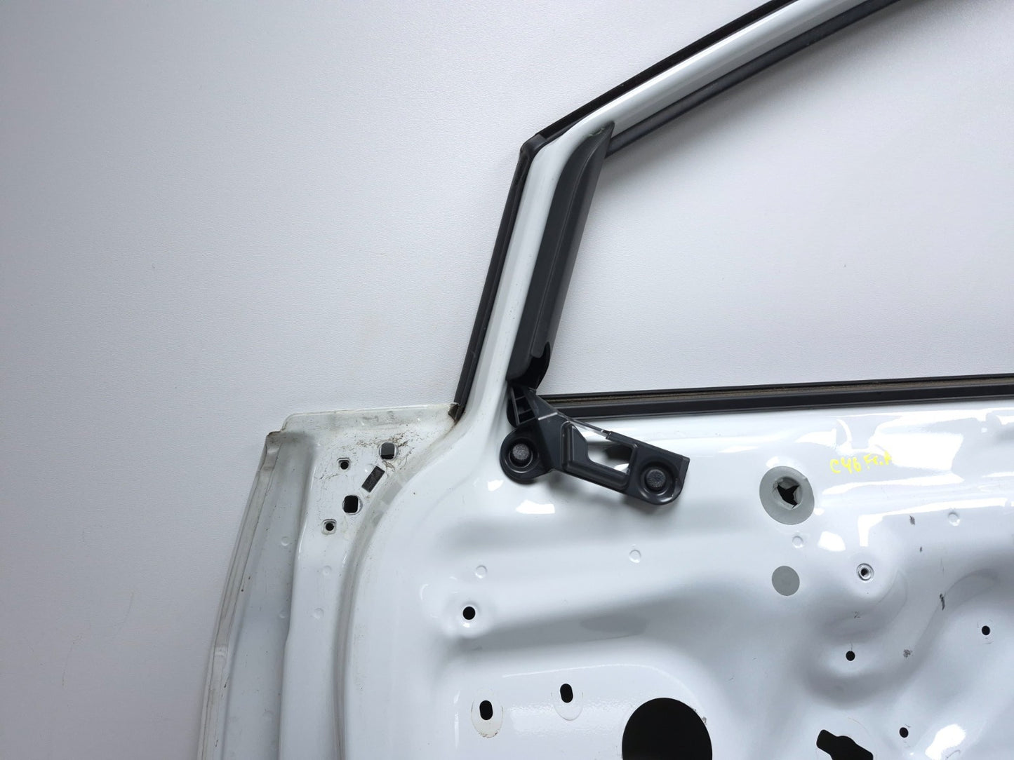 2015 Volkswagen Golf  Tsi Door Shell Front Passenger Side Right OEM