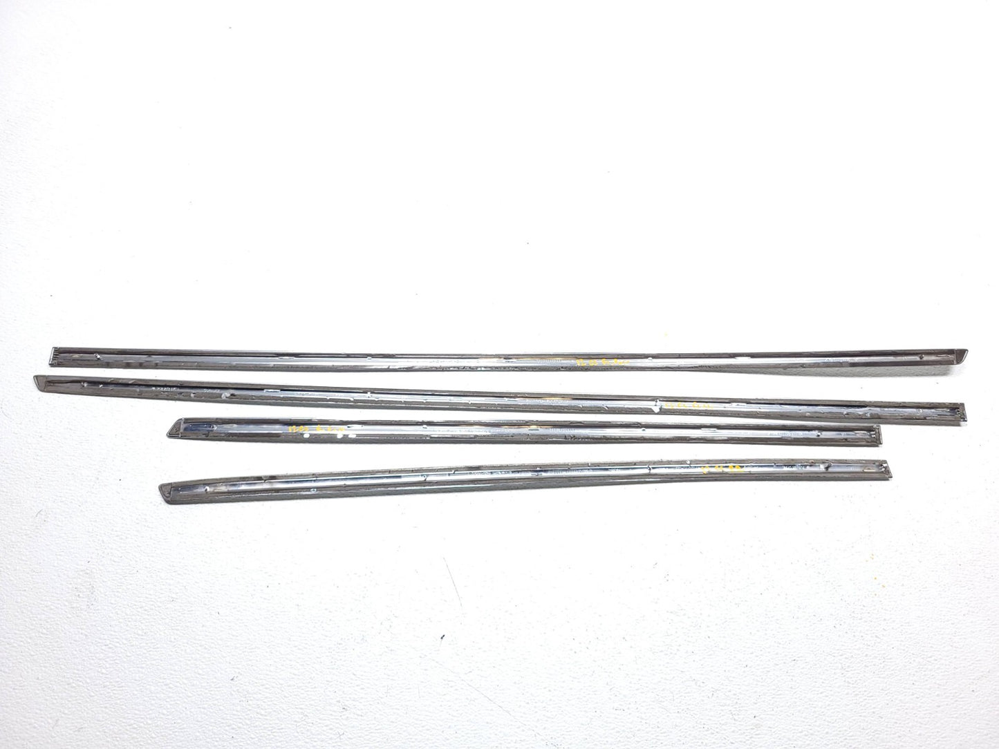 2012 Volkswagen Cc Side Lower Door Cover Chrome Molding Set 4pcs OEM