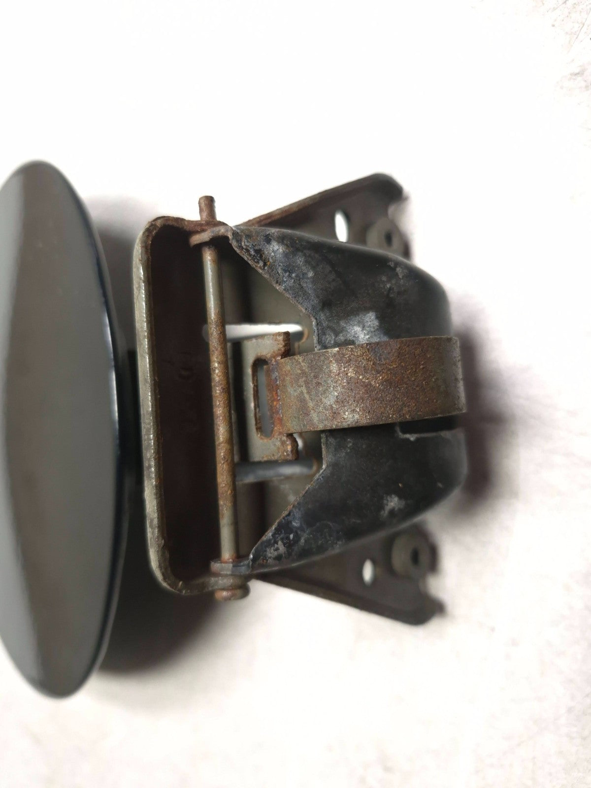 2007 Lincoln Navigator Fuel Filler Tank Door OEM